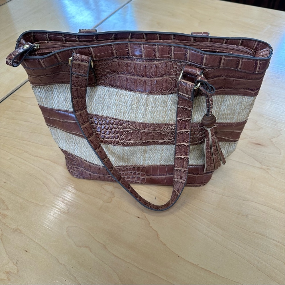 Bueno Faux Leather/Alligator Skin Purse - Tan/Brown